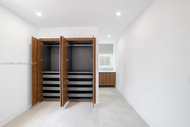 $1,550,000 | 2610 Southwest 17th Street, Miami, FL 33145