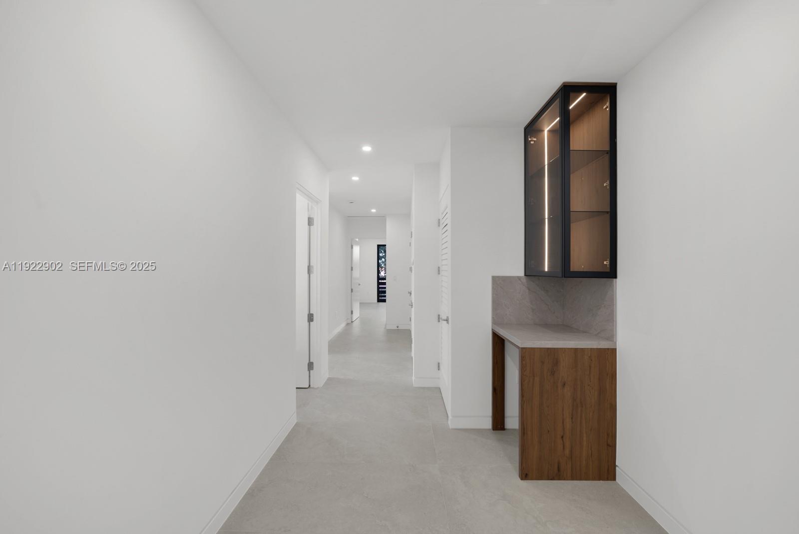 2610 Southwest 17th Street Miami, FL 33145 - Photo 20 of 36 Hallyway with drybar