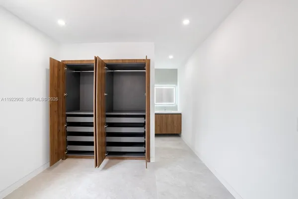 $1,500,000 | 2610 Southwest 17th Street, Miami, FL 33145