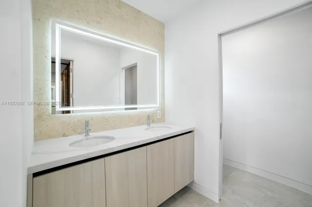 $1,550,000 | 2610 Southwest 17th Street, Miami, FL 33145