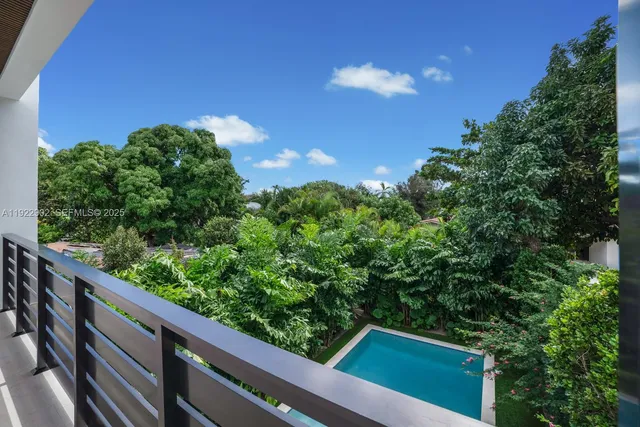 $1,550,000 | 2610 Southwest 17th Street, Miami, FL 33145