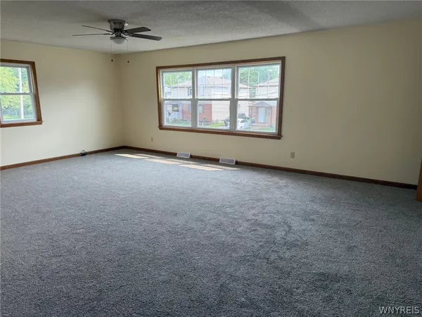 $259,900 | 54 Knowlton Avenue, Lackawanna, NY 14218