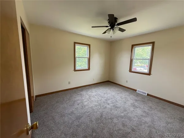 $259,900 | 54 Knowlton Avenue, Lackawanna, NY 14218
