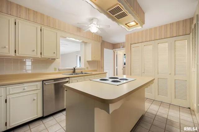 $229,900 | 354 North Nebraska Avenue, Morton, IL 61550