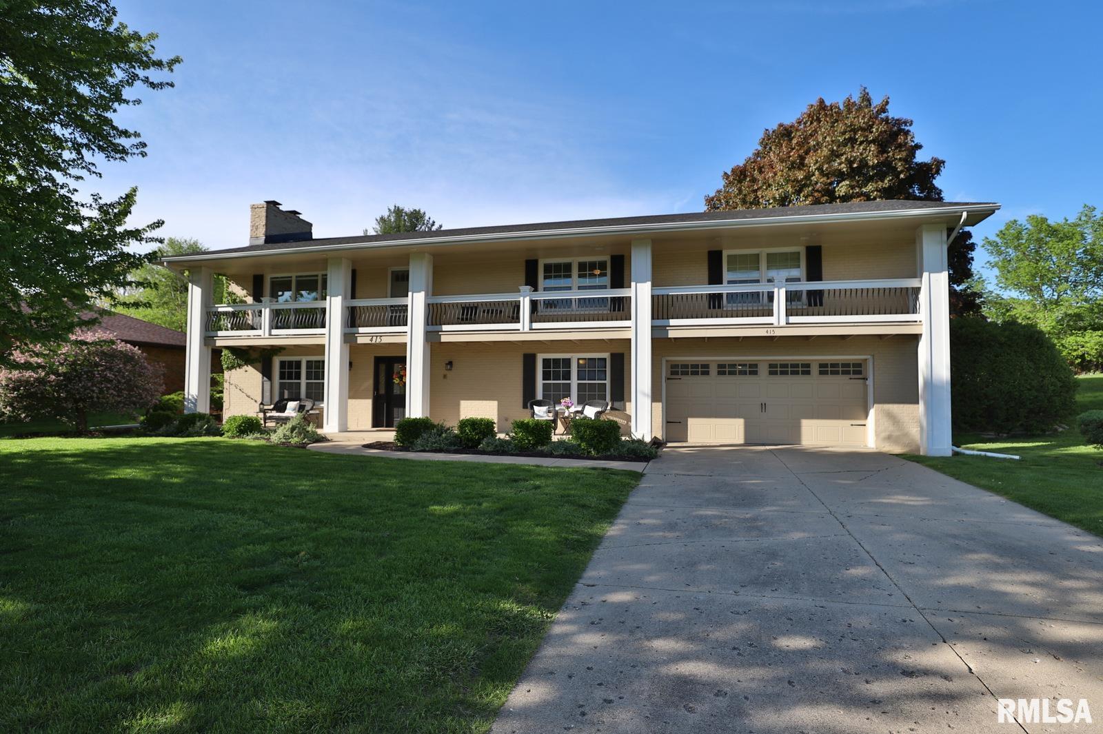 415 West Wolf Road Peoria, IL 61614 - Photo 1 of 48 Gallery Image 1