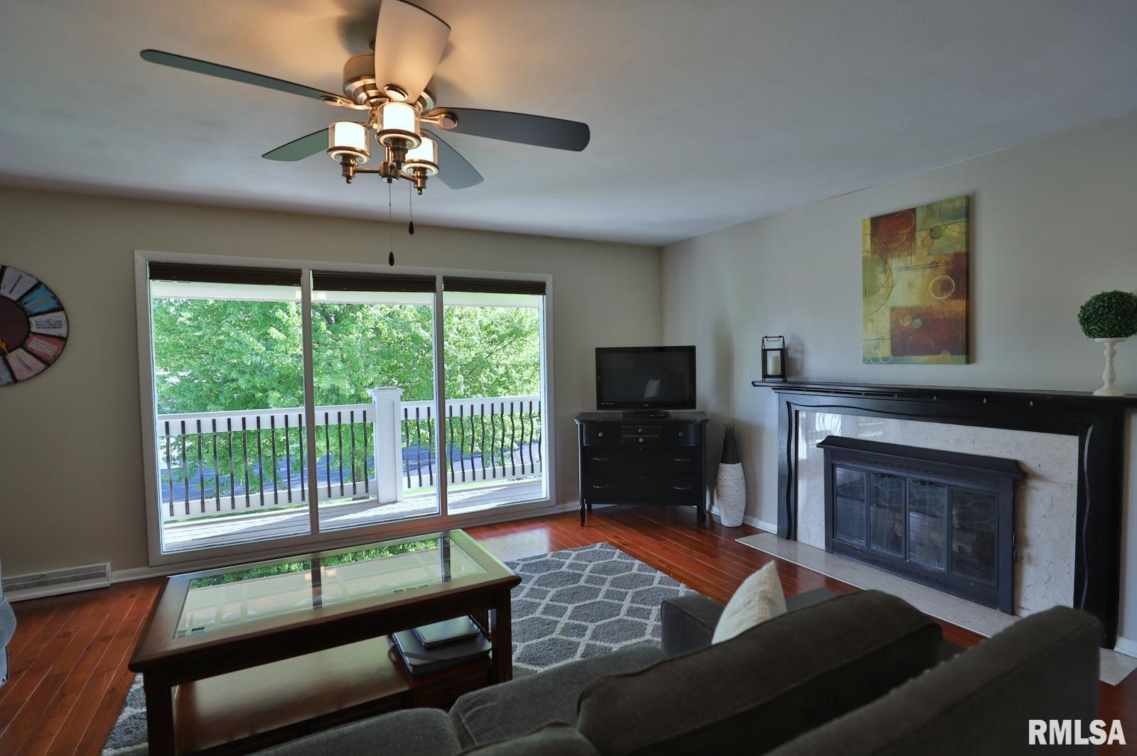 415 West Wolf Road Peoria, IL 61614 - Photo 10 of 48 Gallery Image 10