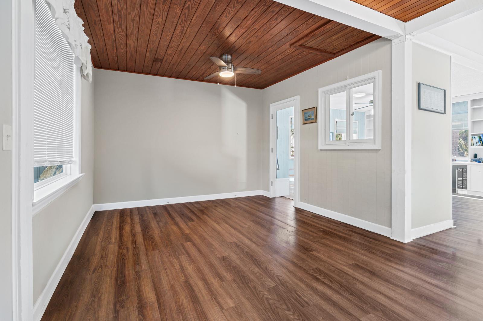 3313 Myrtle Street Edisto Island, SC 29438 - Photo 9 of 36 3313 Myrtle