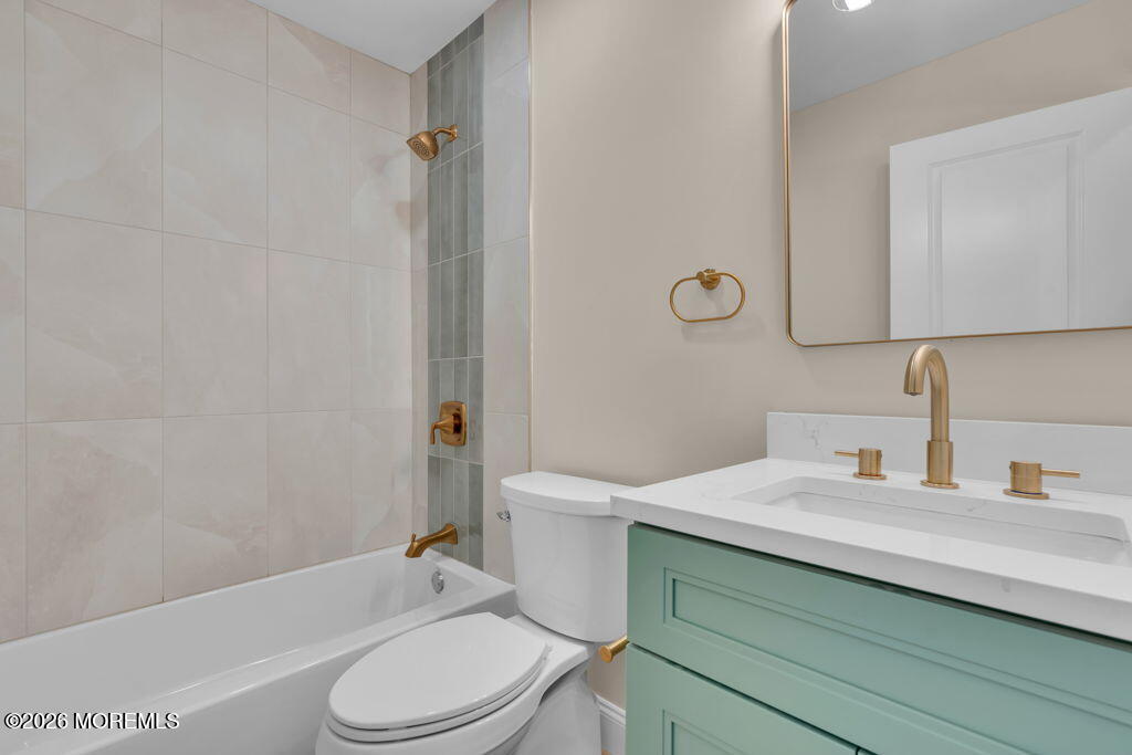 148 Torpedo Road Manahawkin, NJ 08050 - Photo 33 of 39 medium-019e7936-5066-73ee-8538-deb32954f
