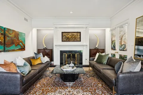 $998,000 | 4964 Post Oak Timber Drive, Houston, TX 77056