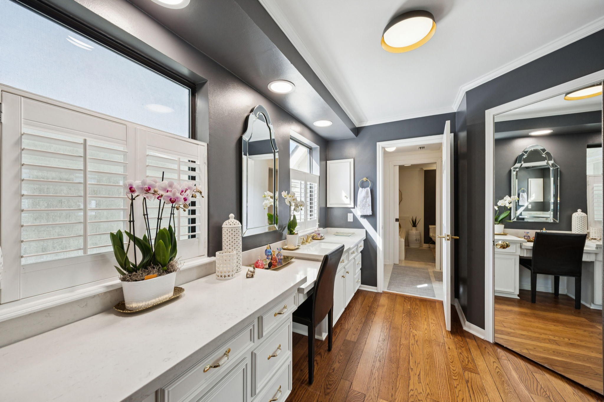 4964 Post Oak Timber Drive Houston, TX 77056 - Photo 33 of 48 a view of a kitchen area with furniture and wooden floor