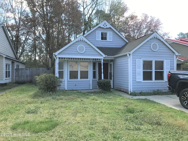 $1,300 | 112 Basswood Court, Jacksonville, NC 28546