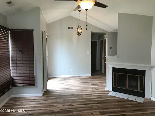 $1,300 | 112 Basswood Court, Jacksonville, NC 28546