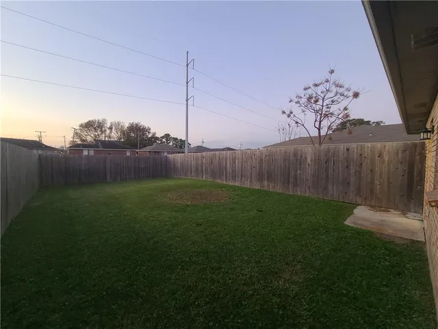 $1,175 | 3308 Pakenham Drive, Chalmette, LA 70043