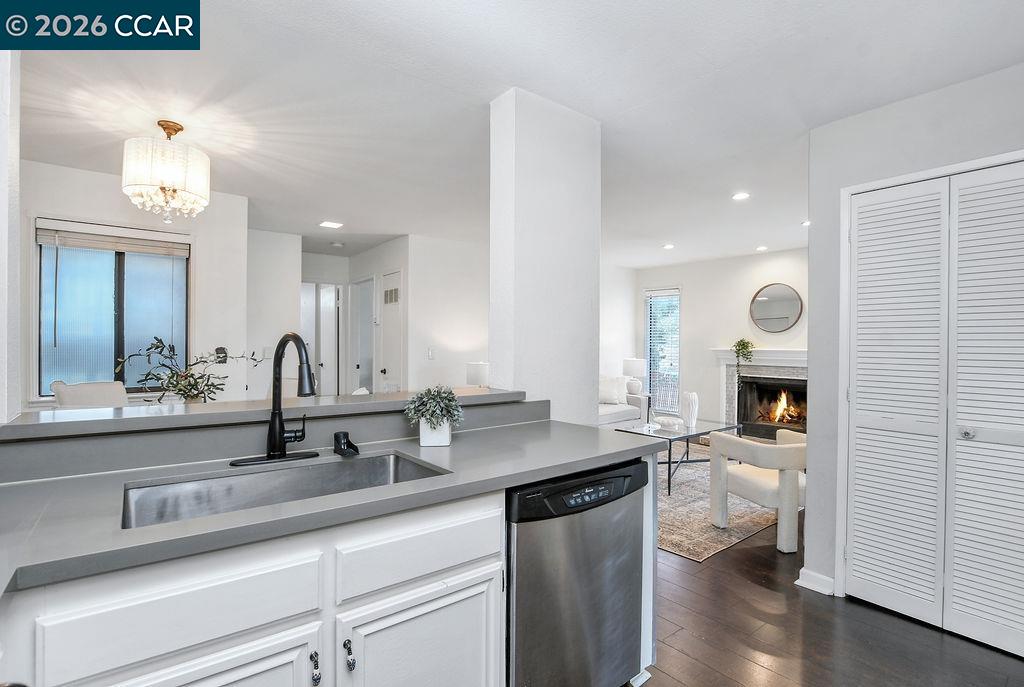 430 Mill Road Martinez, CA 94553 - Photo 9 of 26