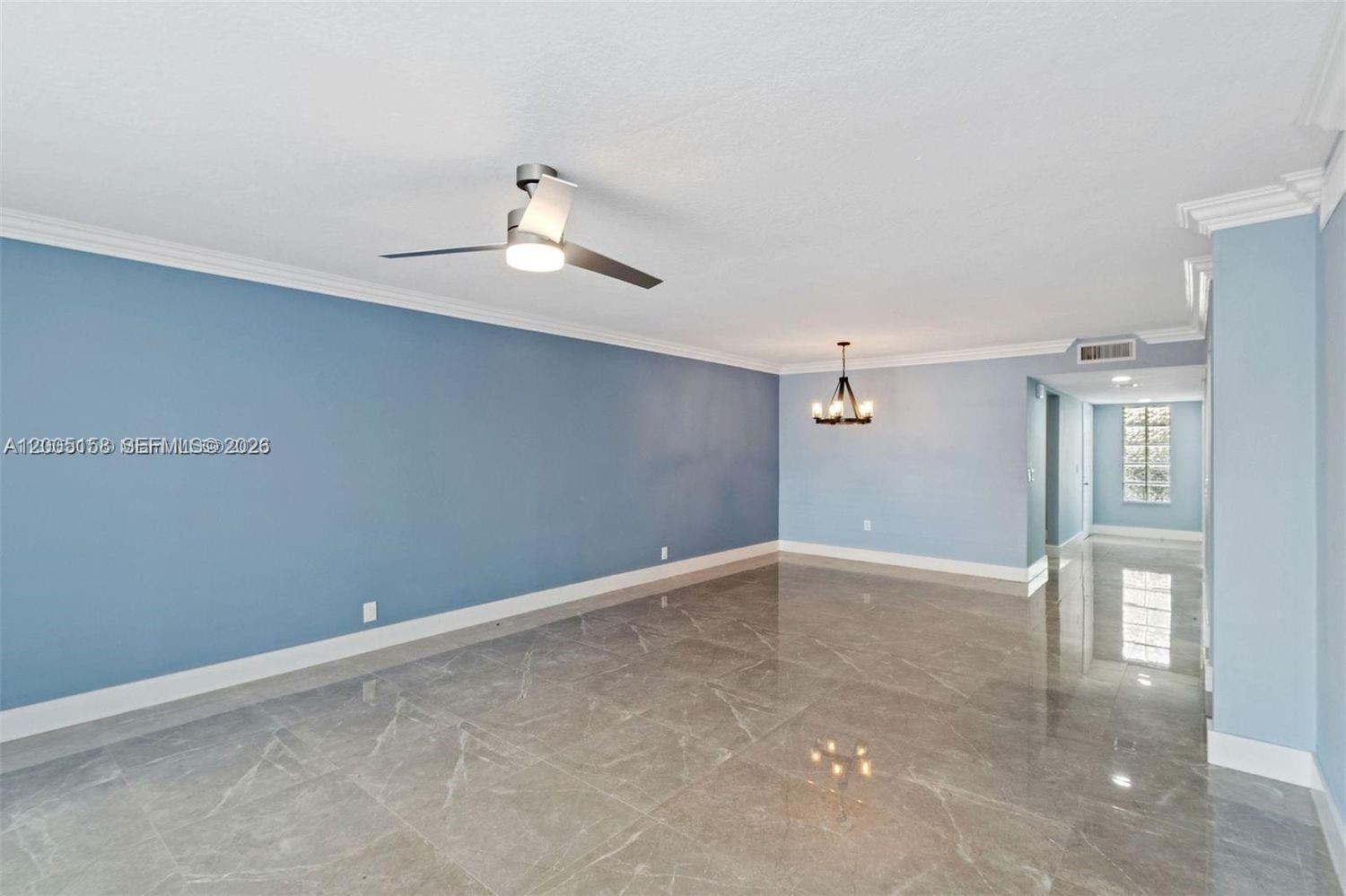 390 Racquet Club Road, Unit 202 Weston, FL 33326 - Photo 5 of 12