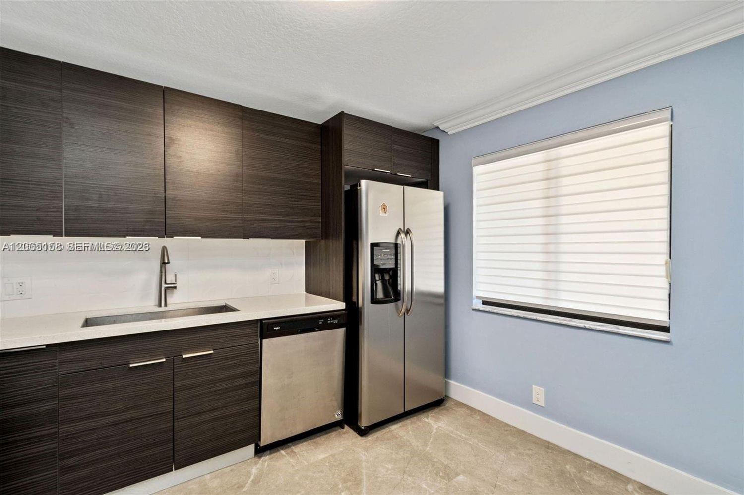 390 Racquet Club Road, Unit 202 Weston, FL 33326 - Photo 6 of 12