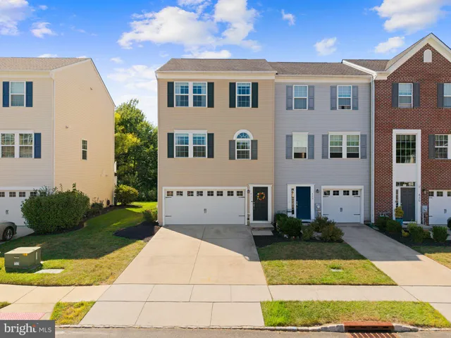 a view of yard and outdoor space