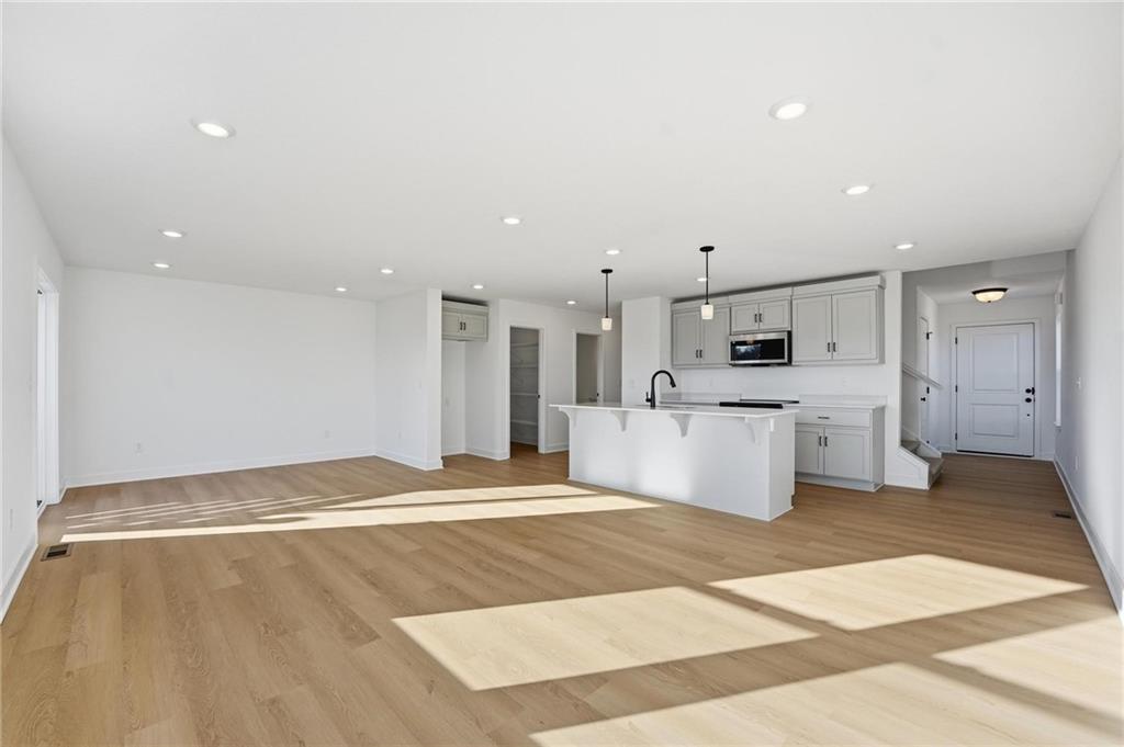 19719 West 195th Street Spring Hill, KS 66083 - Photo 5 of 37