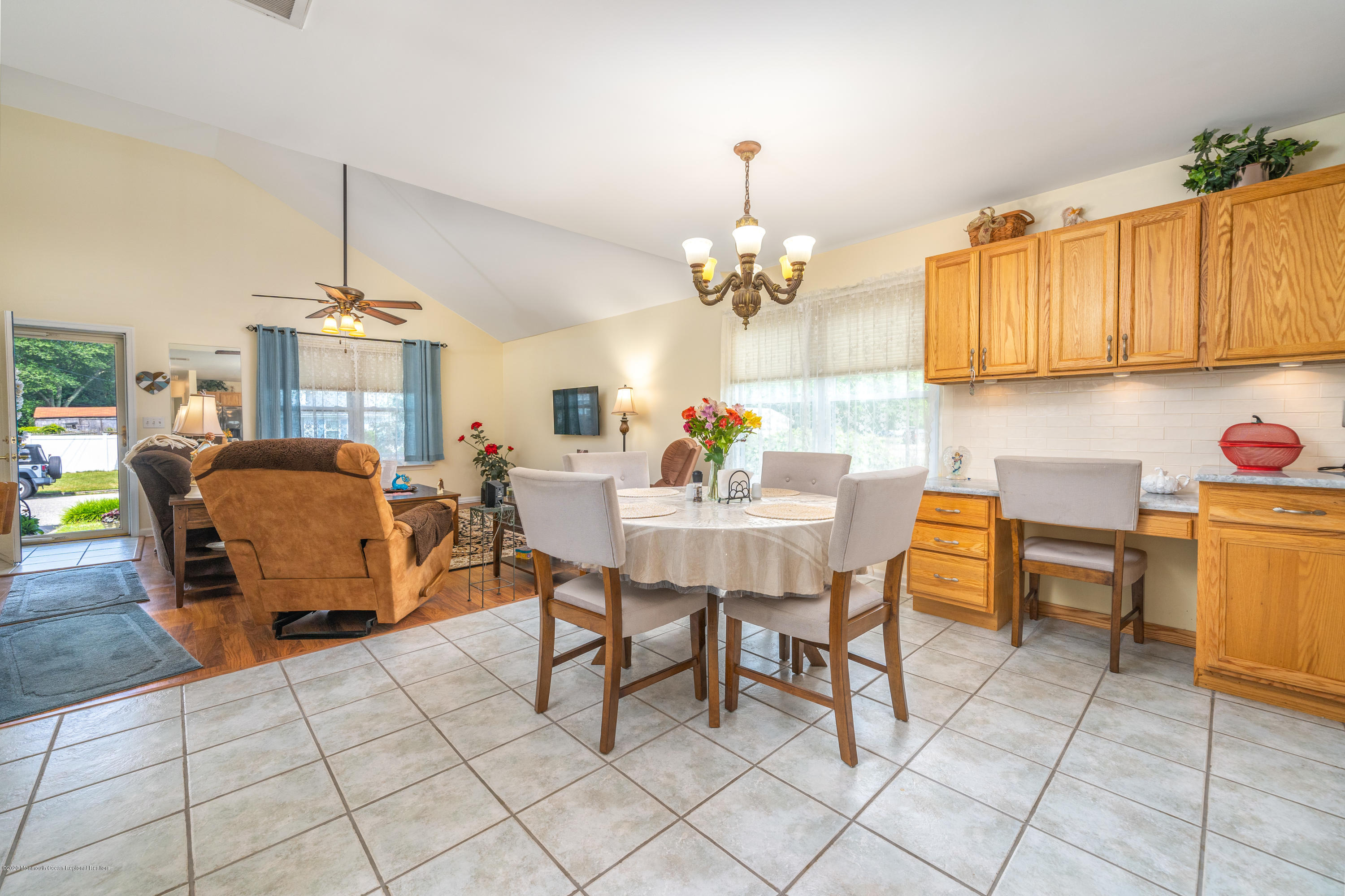 563 Martin Road Toms River, NJ 08753 - Photo 11 of 23 563 Martin Rd 11