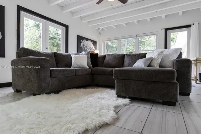 $1,100,000 | 8700 North Miami Avenue, El Portal, FL 33150