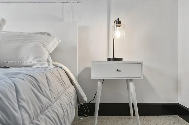 $1,100,000 | 8700 North Miami Avenue, El Portal, FL 33150