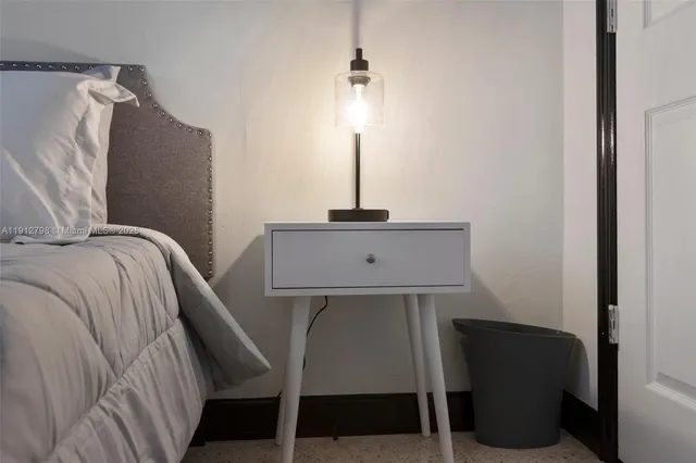 $1,100,000 | 8700 North Miami Avenue, El Portal, FL 33150