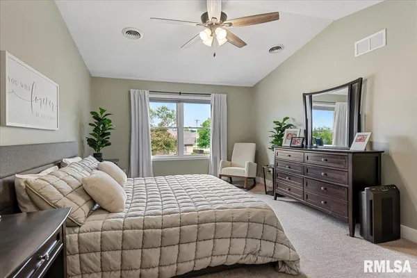 $349,900 | 1808 Strawberry Lane, Springfield, IL 62711