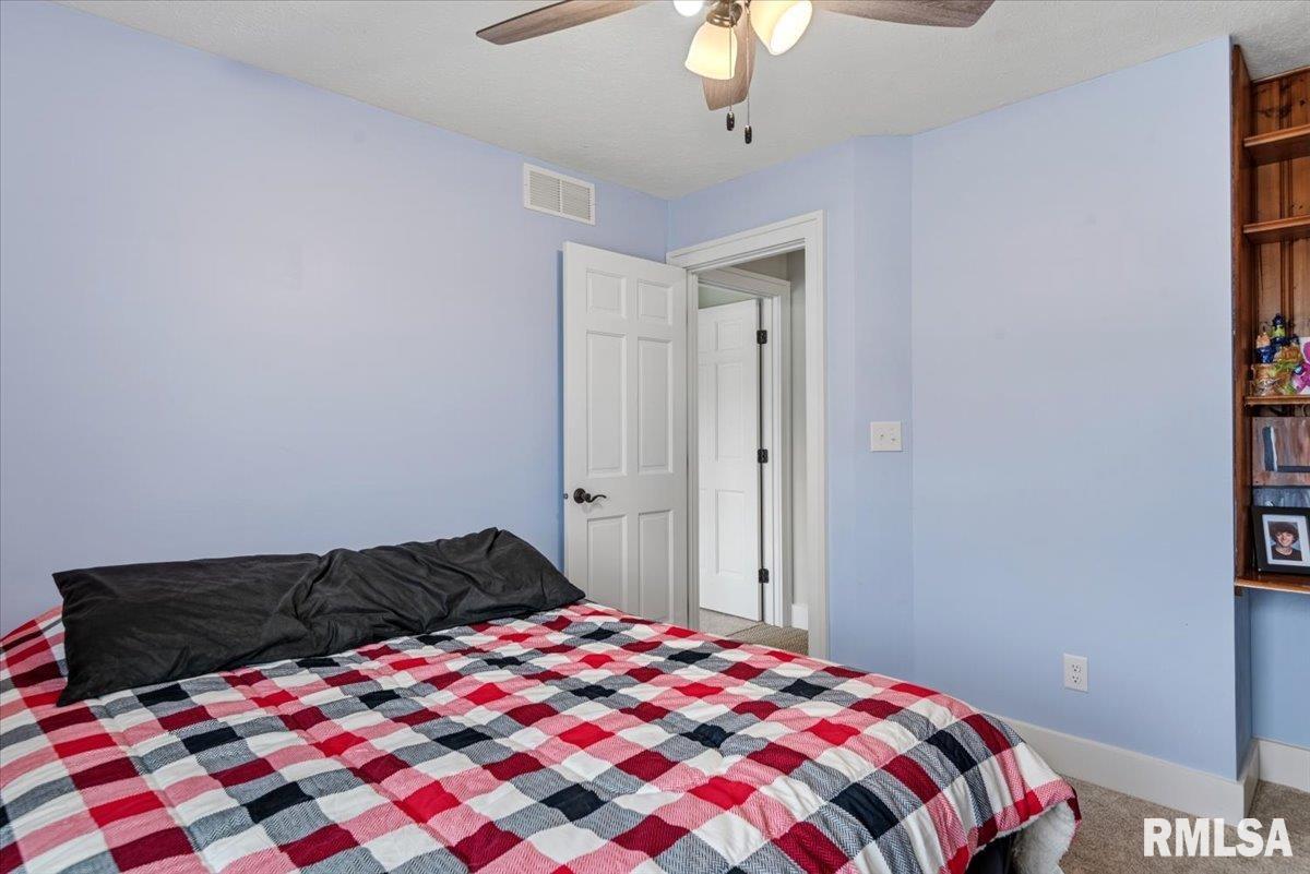 1808 Strawberry Lane Springfield, IL 62711 - Photo 33 of 46