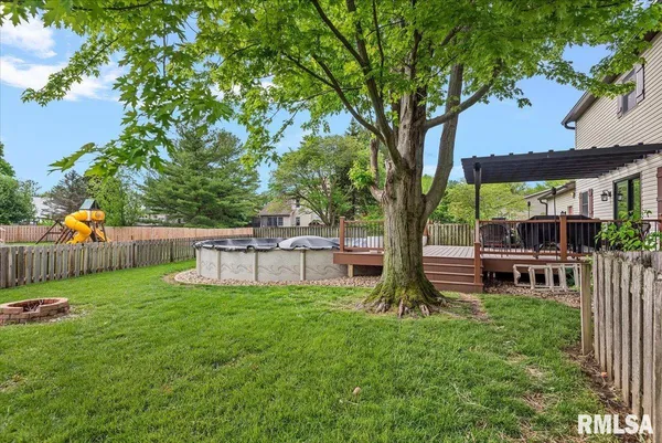 $349,900 | 1808 Strawberry Lane, Springfield, IL 62711