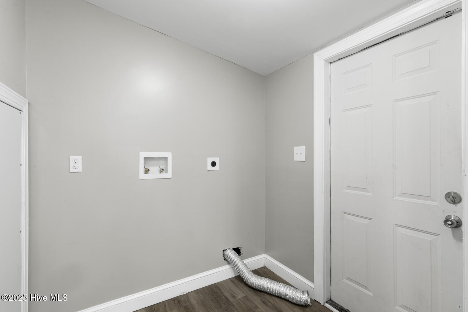 100 North Kings Street Hubert, NC 28539 - Photo 11 of 24 king-11