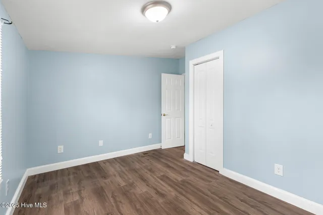 $179,000 | 100 North Kings Street, Hubert, NC 28539