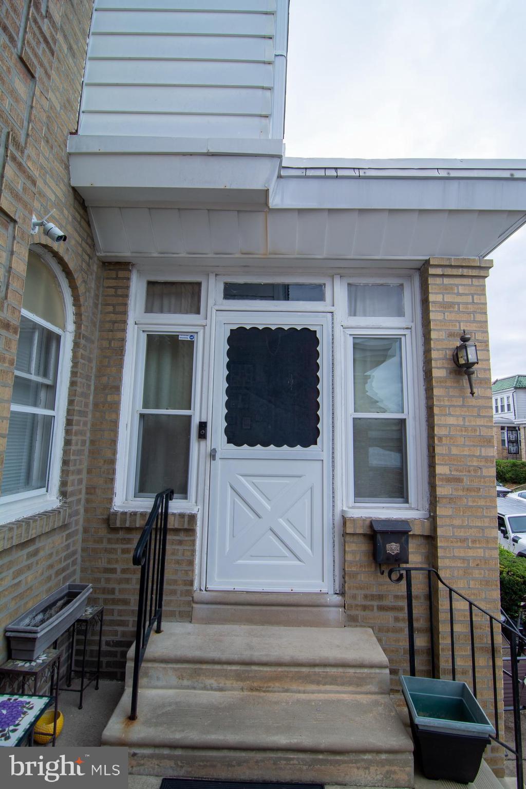 231 Wembly Road Upper Darby, PA 19082 - Photo 11 of 98