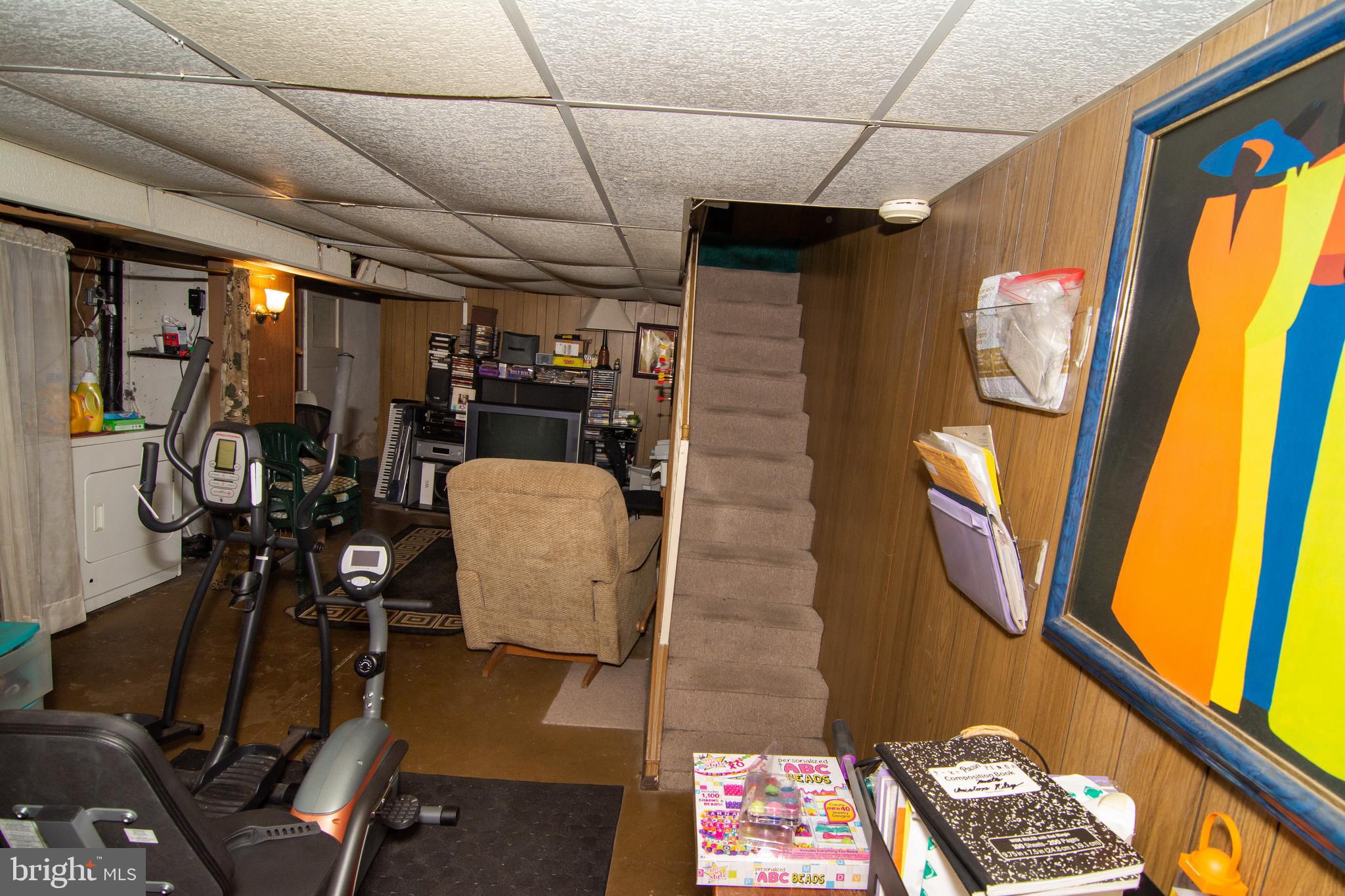 231 Wembly Road Upper Darby, PA 19082 - Photo 76 of 98