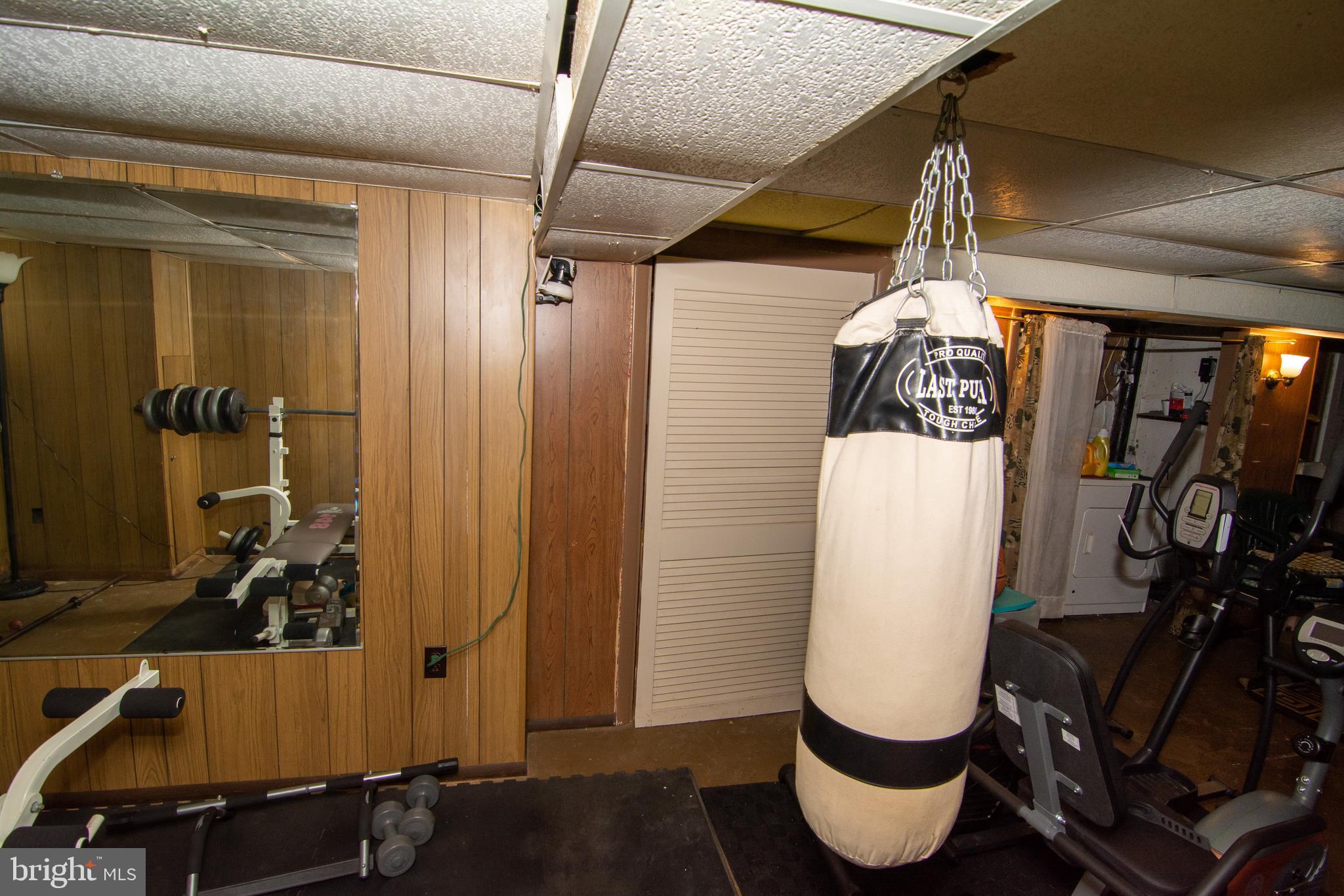 231 Wembly Road Upper Darby, PA 19082 - Photo 79 of 98