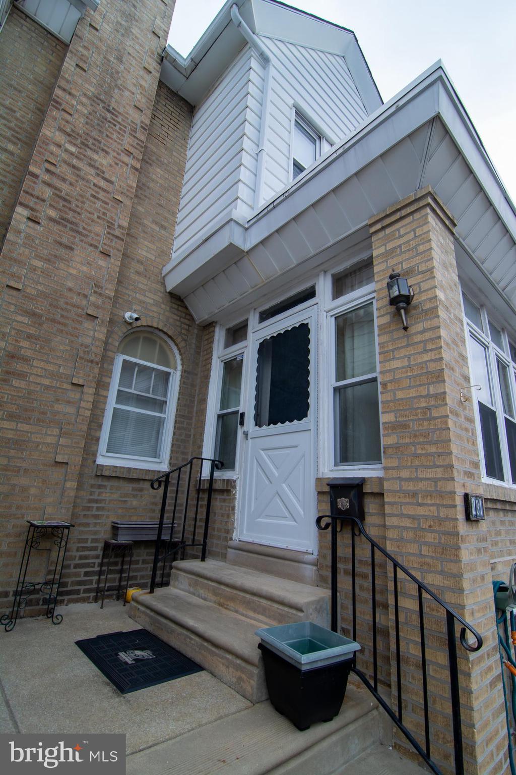 231 Wembly Road Upper Darby, PA 19082 - Photo 9 of 98