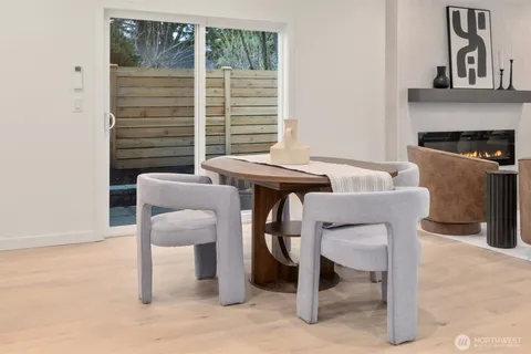 $1,400,000 | 3436 33rd Avenue West, Unit 1, Seattle, WA 98199