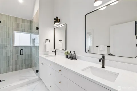 $1,400,000 | 3436 33rd Avenue West, Unit 1, Seattle, WA 98199