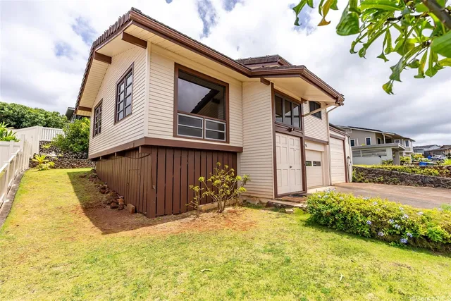 $1,165,000 | 98-1794 Kupukupu Street, Aiea, HI 96701