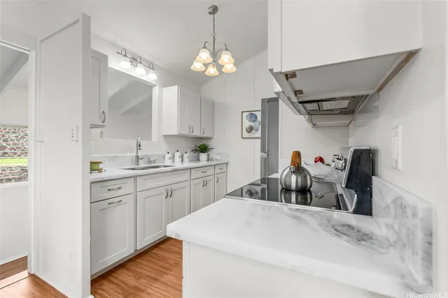 $1,165,000 | 98-1794 Kupukupu Street, Aiea, HI 96701