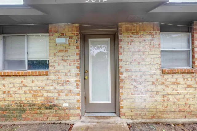 $1,795 | 3842 Commonwealth Drive, Garland, TX 75043