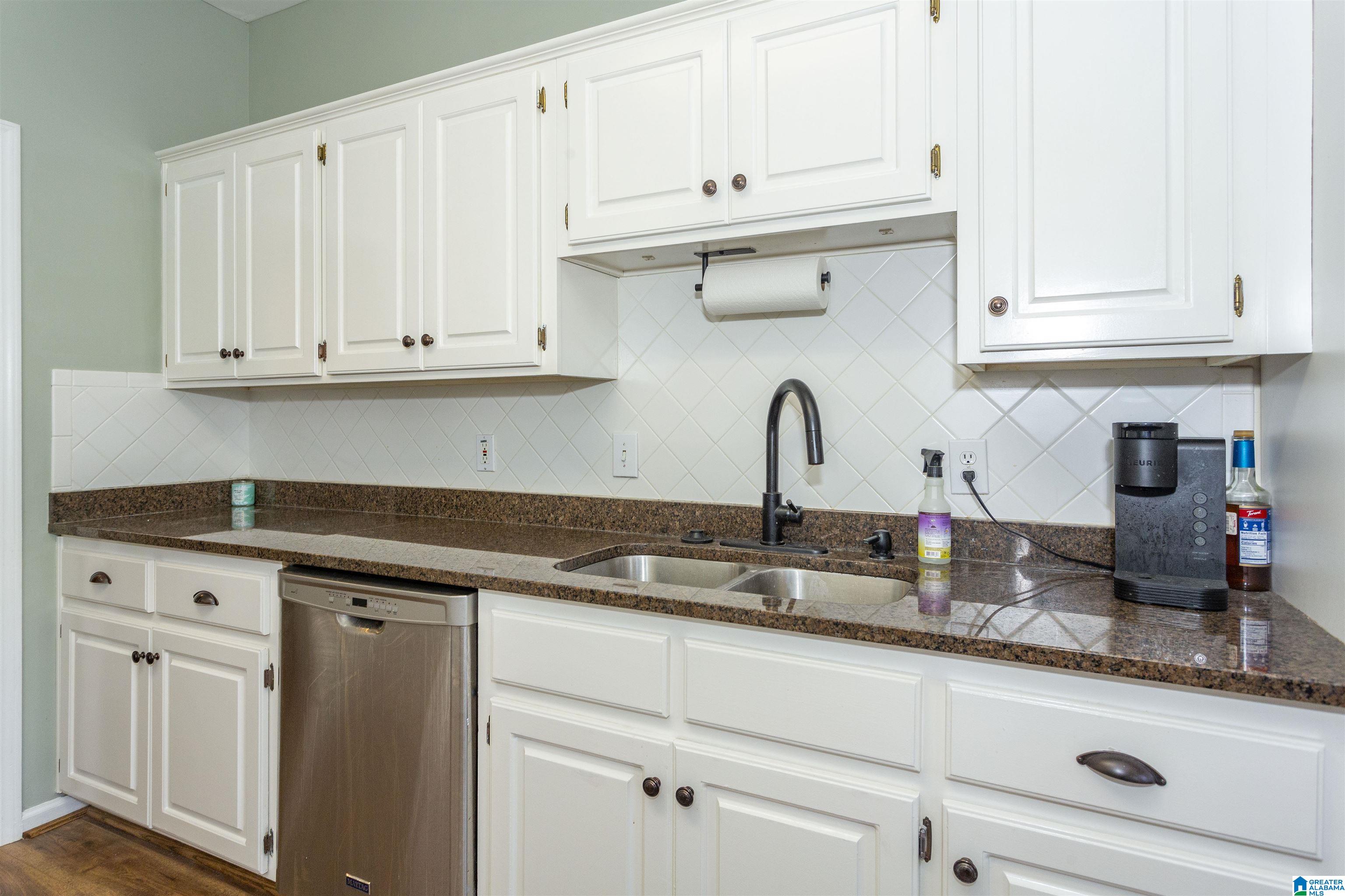 225 Summer Brook Lane Alabaster, AL 35007 - Photo 17 of 60