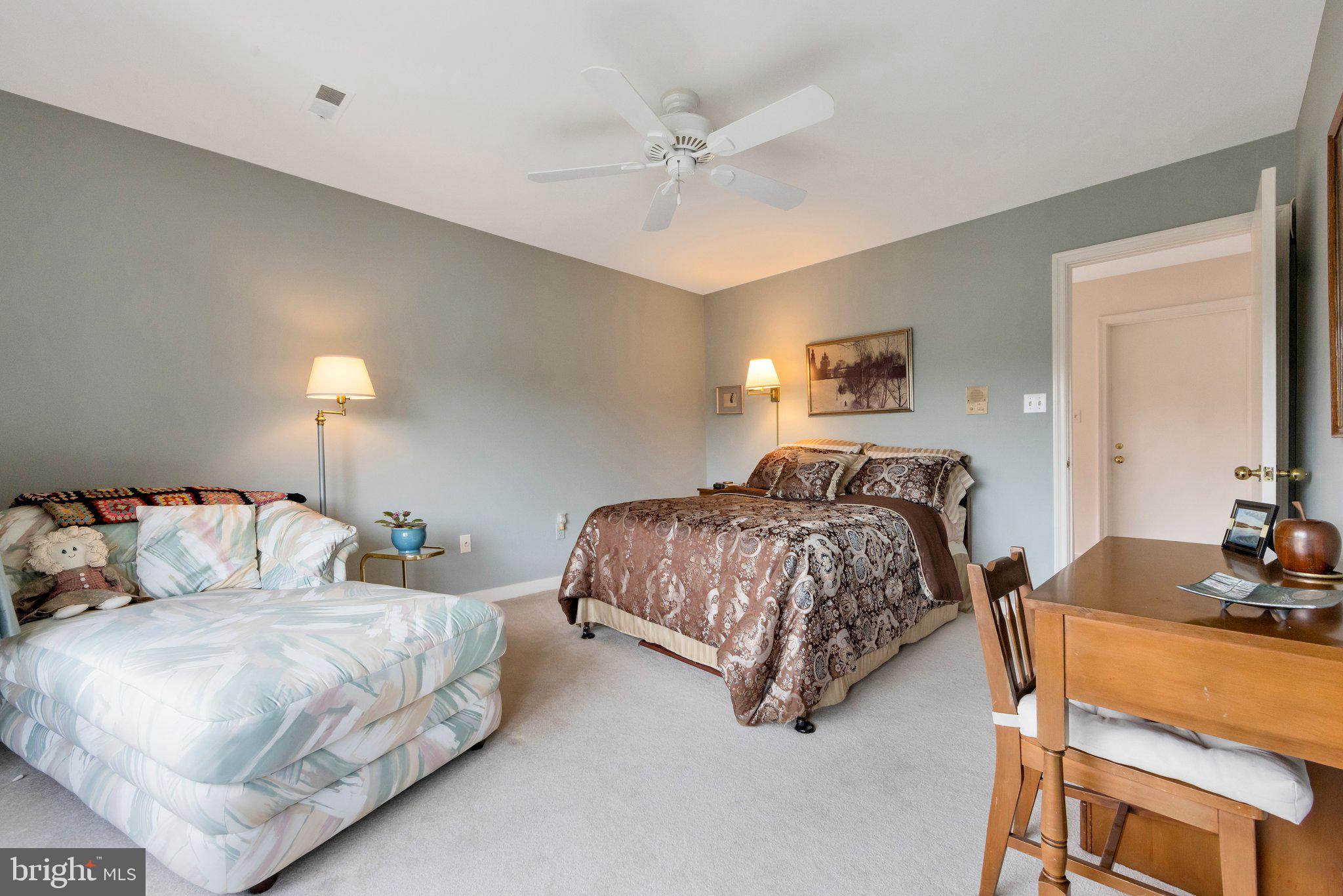 1142 Randolph Road McLean, VA 22101 - Photo 38 of 44 Guest BR