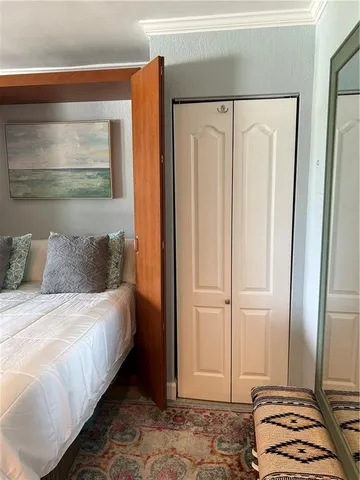 $1,700 | 2900 Northeast 30th Street, Unit 6E, Fort Lauderdale, FL 33306