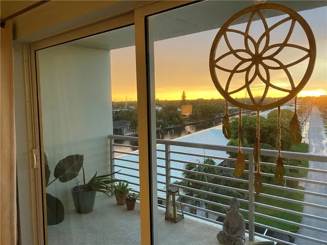 $1,700 | 2900 Northeast 30th Street, Unit 6E, Fort Lauderdale, FL 33306