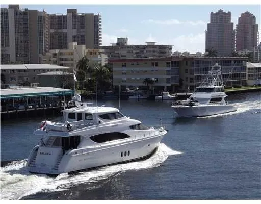 $1,700 | 2900 Northeast 30th Street, Unit 6E, Fort Lauderdale, FL 33306