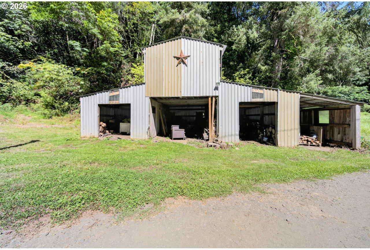 1040 Lower Smith River Road Reedsport, OR 97467 - Photo 27 of 32 Gallery Image 27