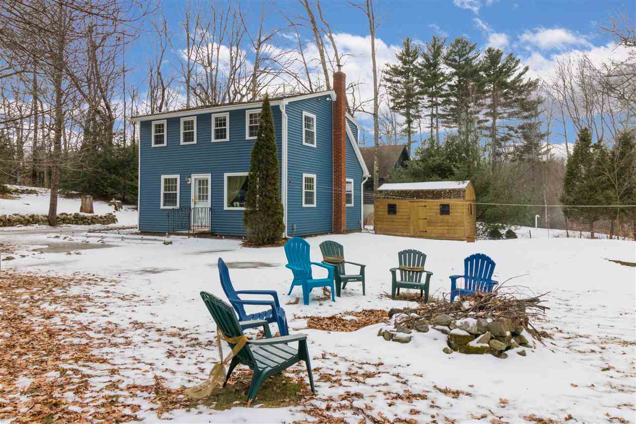 82 Mountain Road Raymond, NH 03077 - Photo 1 of 13