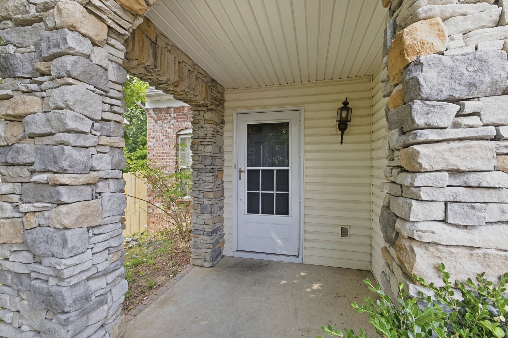 1709 Timber Point Nashville, TN 37214 - Photo 2 of 31