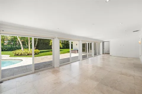 $2,990,000 | 6601 Chapman Field Drive, Pinecrest, FL 33156