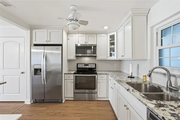 $269,900 | 1706 Belleair Forest Drive, Unit 234, Belleair, FL 33756